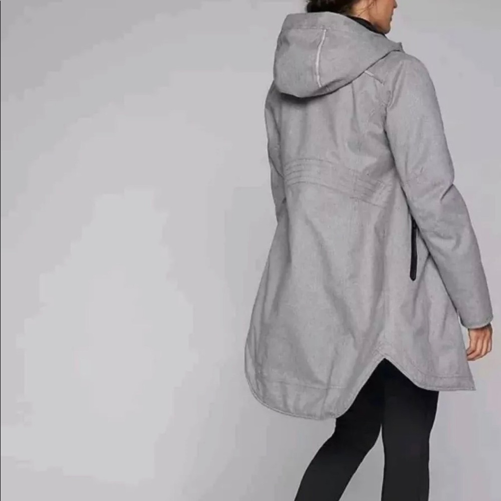 Athleta Cascades Parka - Size Small